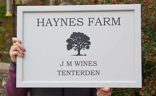 A 50mm frame edge can also be crafted. 30mm Frame