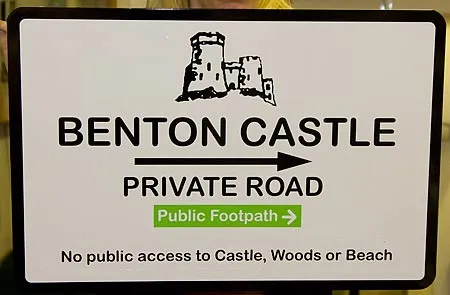 Aluminium plate sign with radius corners