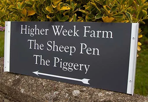 These are made from tough durable aluminium composite T-Channel Sign for Posts