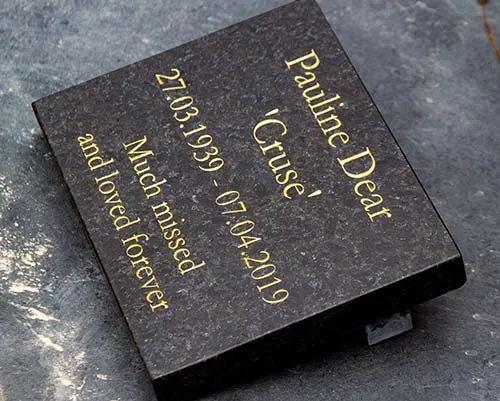 Granit Tablet With Riser.