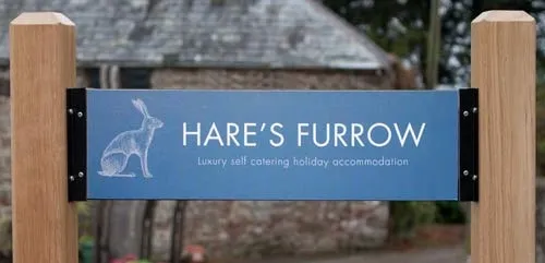 T-Channel Entrance Sign